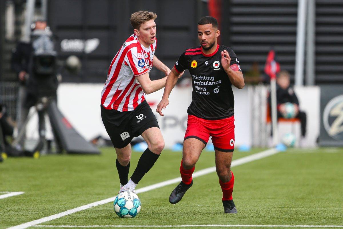 甲赛场上 甲赛场上