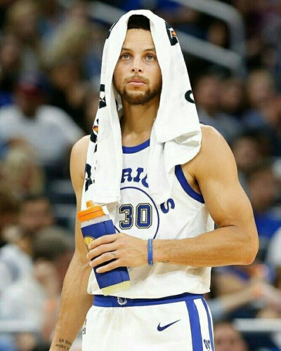 能够牵动粉 能够牵动粉