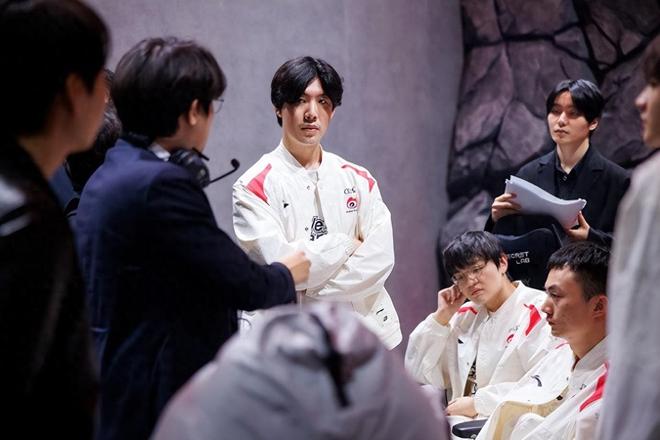 将继续致力 将继续致力